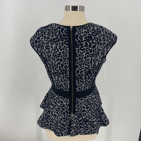 Rebecca Taylor Animal Print Peplum Cap Sleeve Top - Picture 2 of 10